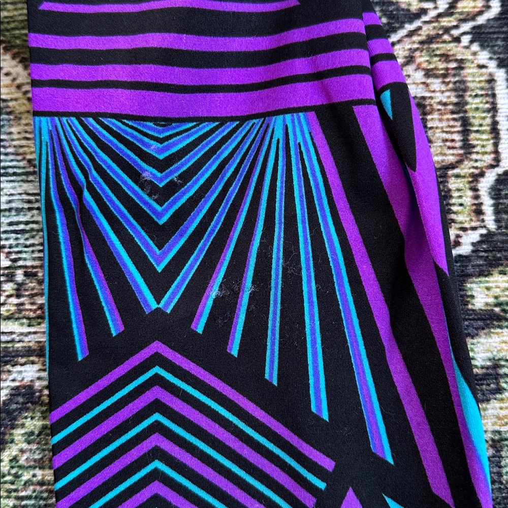 K-DEER Purple and Blue geometric leggings - Picture 5 of 5